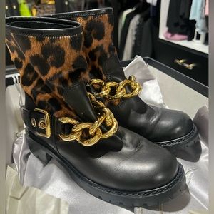 Outrageous Giuseppe Zanotti calf hair leopard motorcycle boots sz 7
